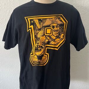 MLB - Pittsburgh Pirates - Gildan Tee Men’s XL